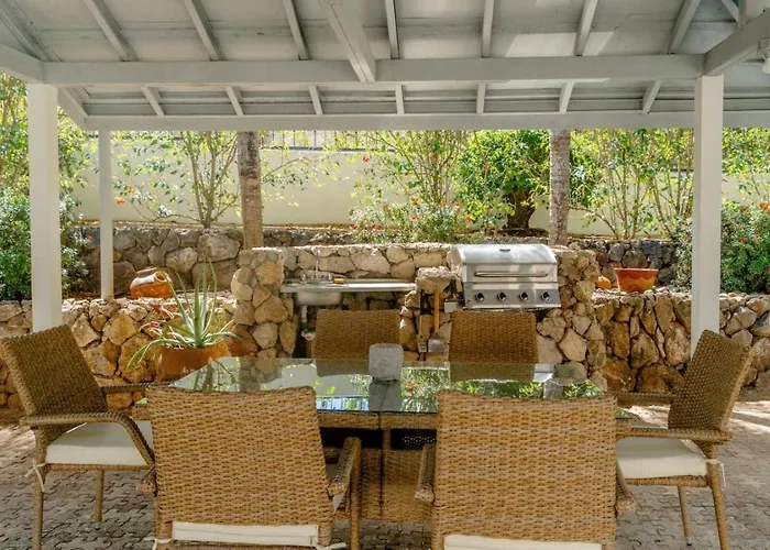 Villa Private 1br Retreat Queen Bed Pool Near El Coco